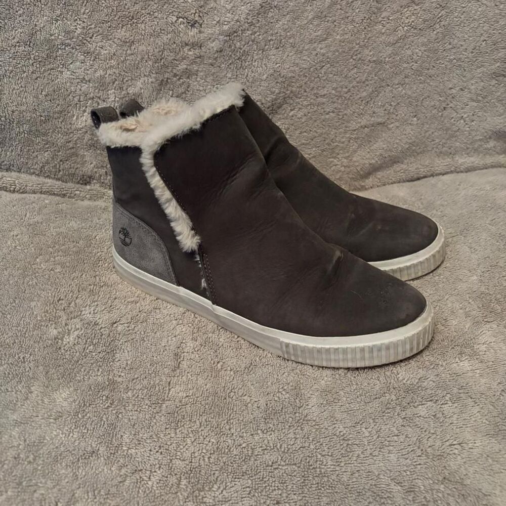Timberland Women’s Skyla Bay Pull On Ankle Boots Grey Suede Faux Fur Lined A2M95